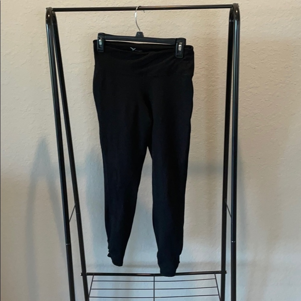 Black 7/8 leggings
